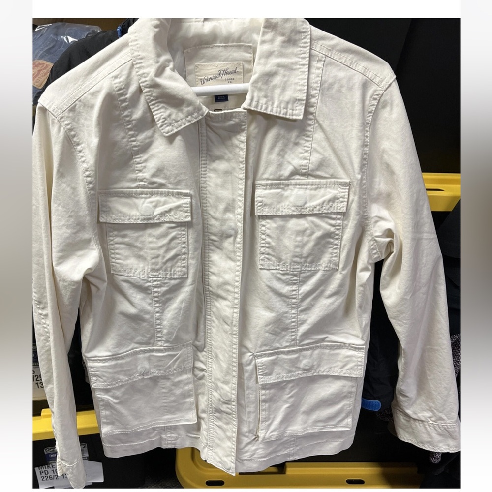 Universal Thread Cream Utility Jacket - image 1